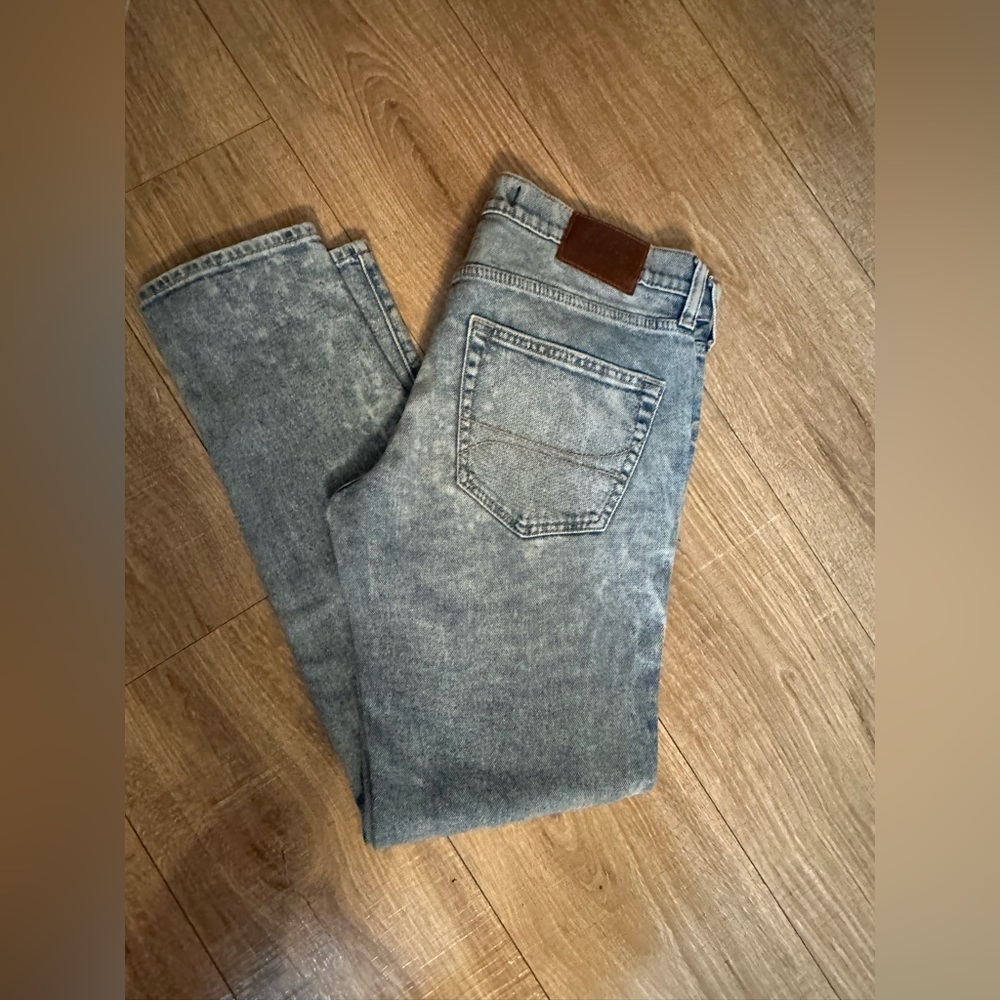 Hollister men’s skinny epic flex jeans